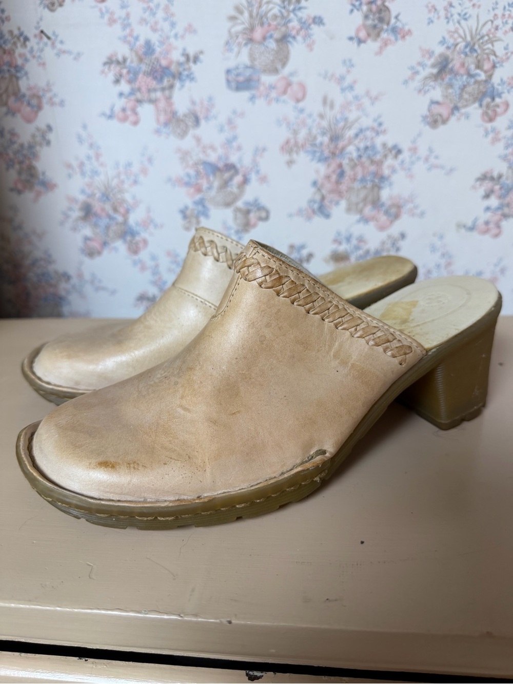 Dr Martens Leather Mules Clogs Shoes Dana Tan Casual Size 6‎